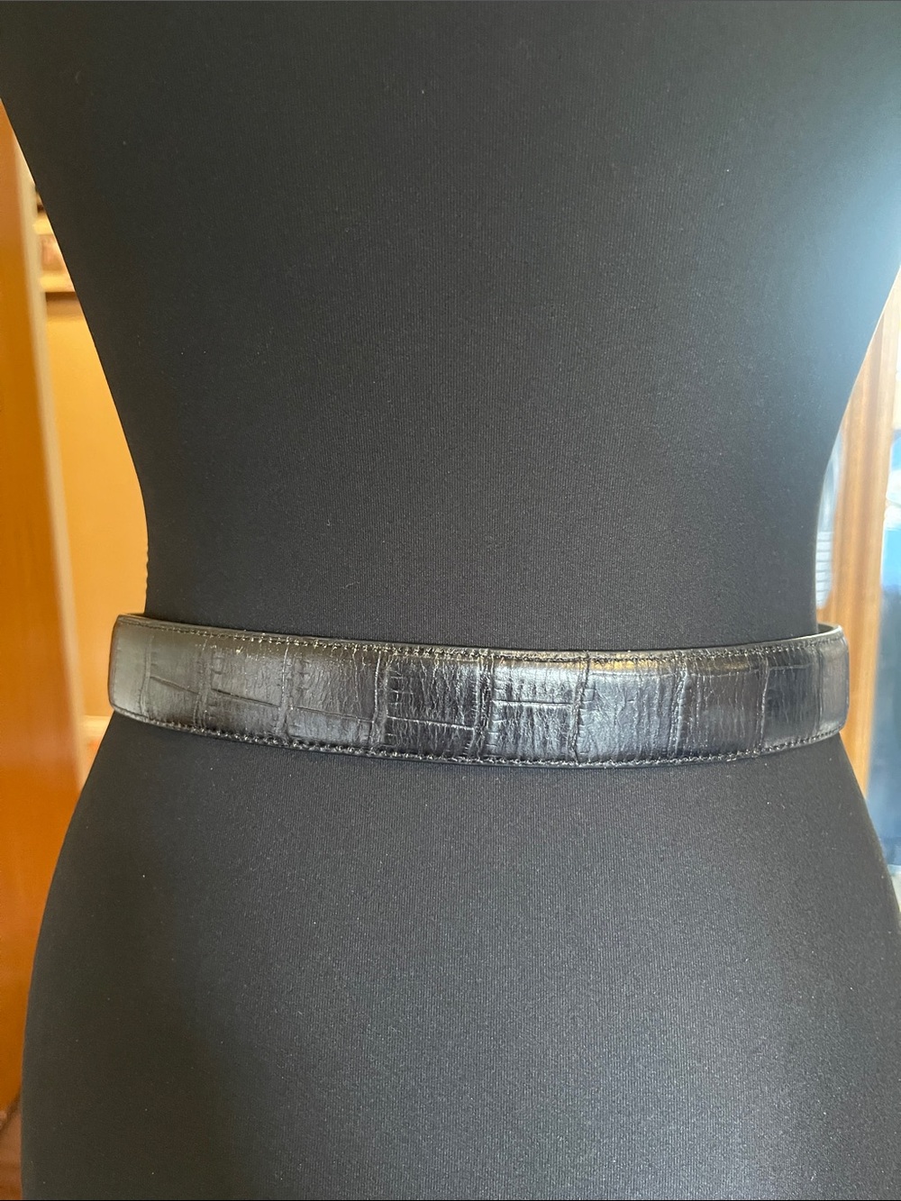 Brighton Western-Inspired Leather Belt with Silver Heart Charm M/30 - Picture 2 of 7